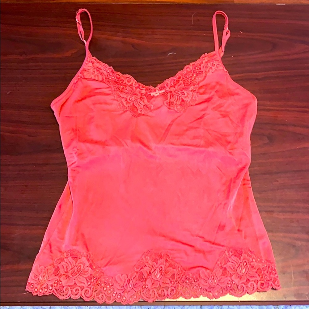 lacy tanktop